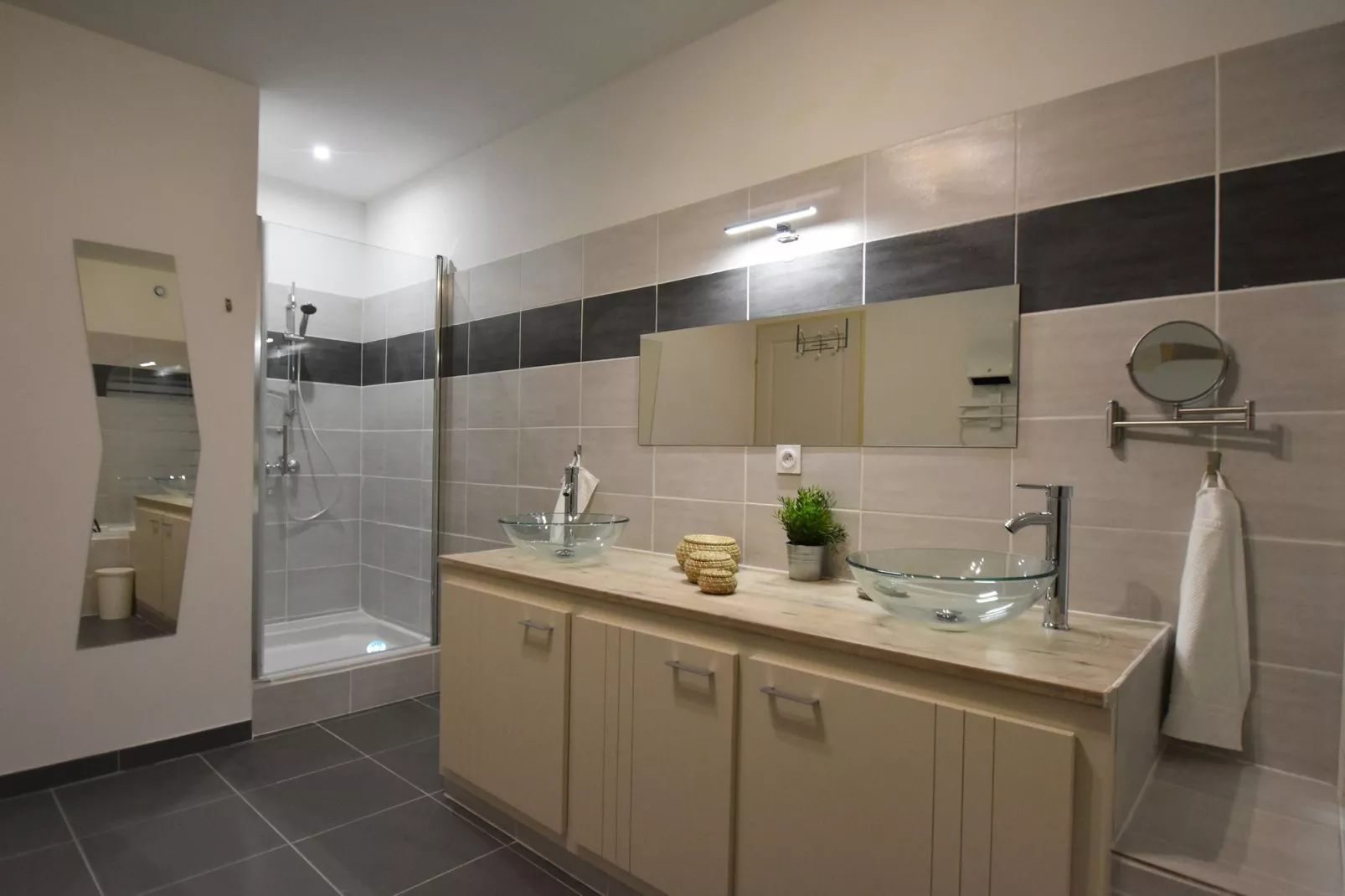Les Oliviers-Bathroom
