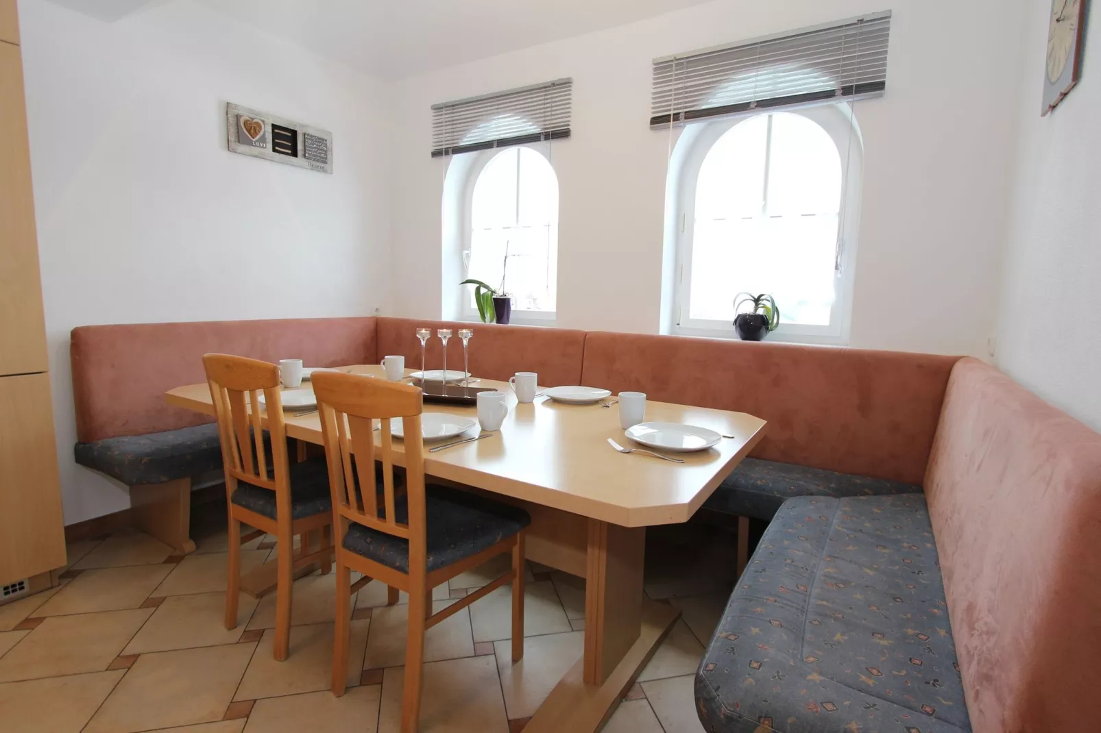 Wengerwald-Dining room