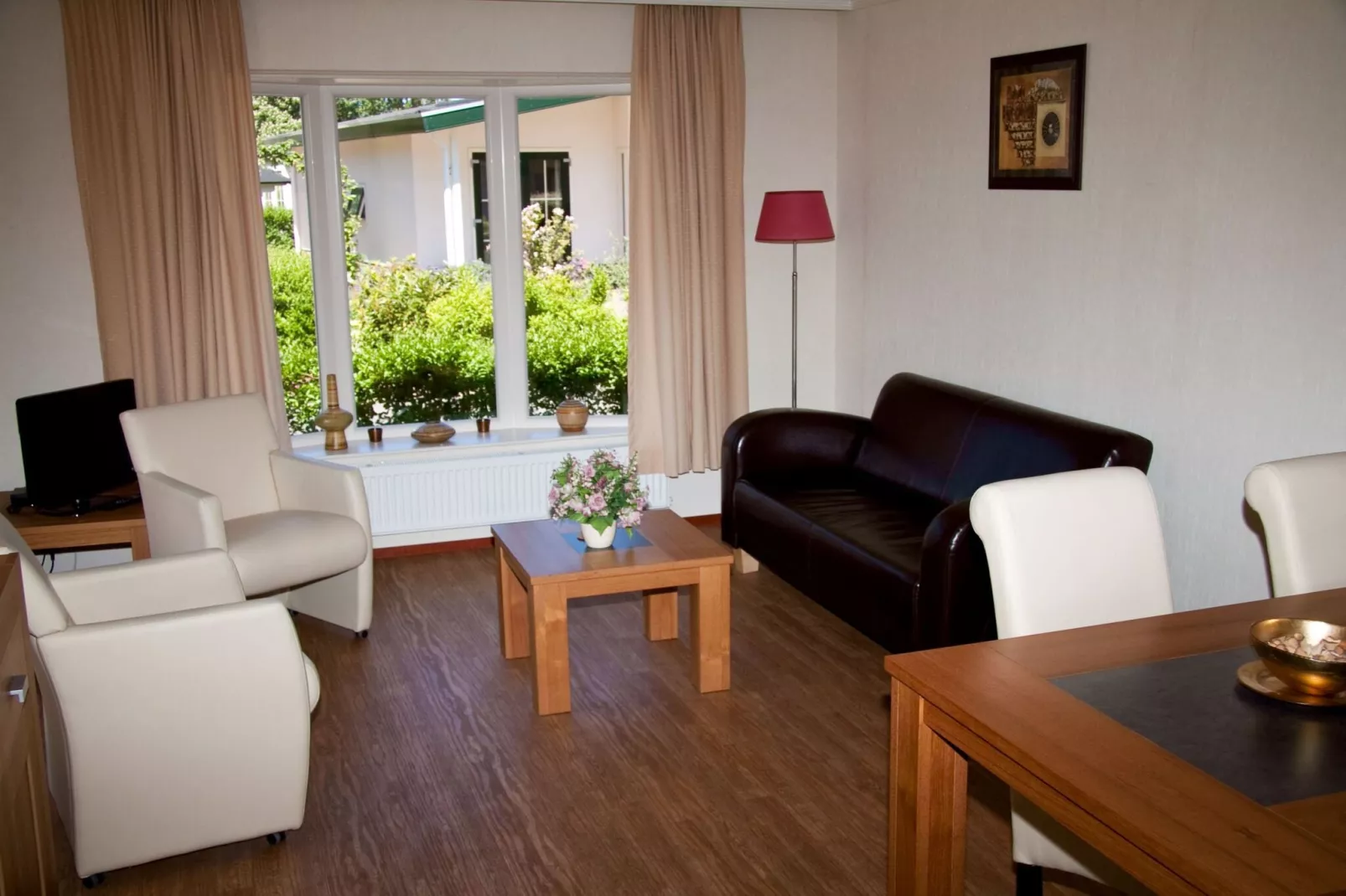 Vakantiepark Molengroet 4-Living room