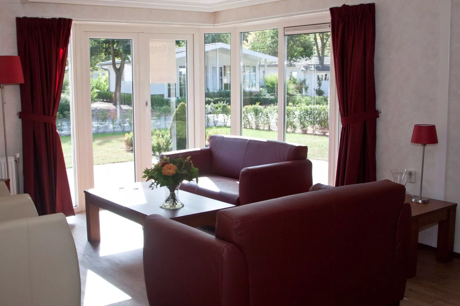 Vakantiepark Molengroet 4-Living room