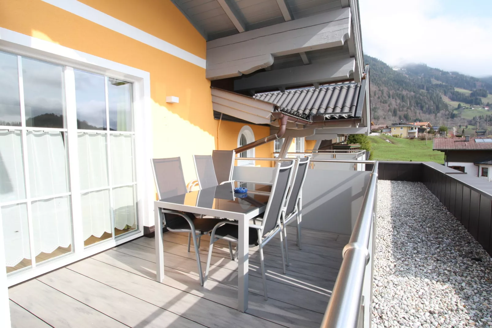 Wengerwald-Terrace balcony