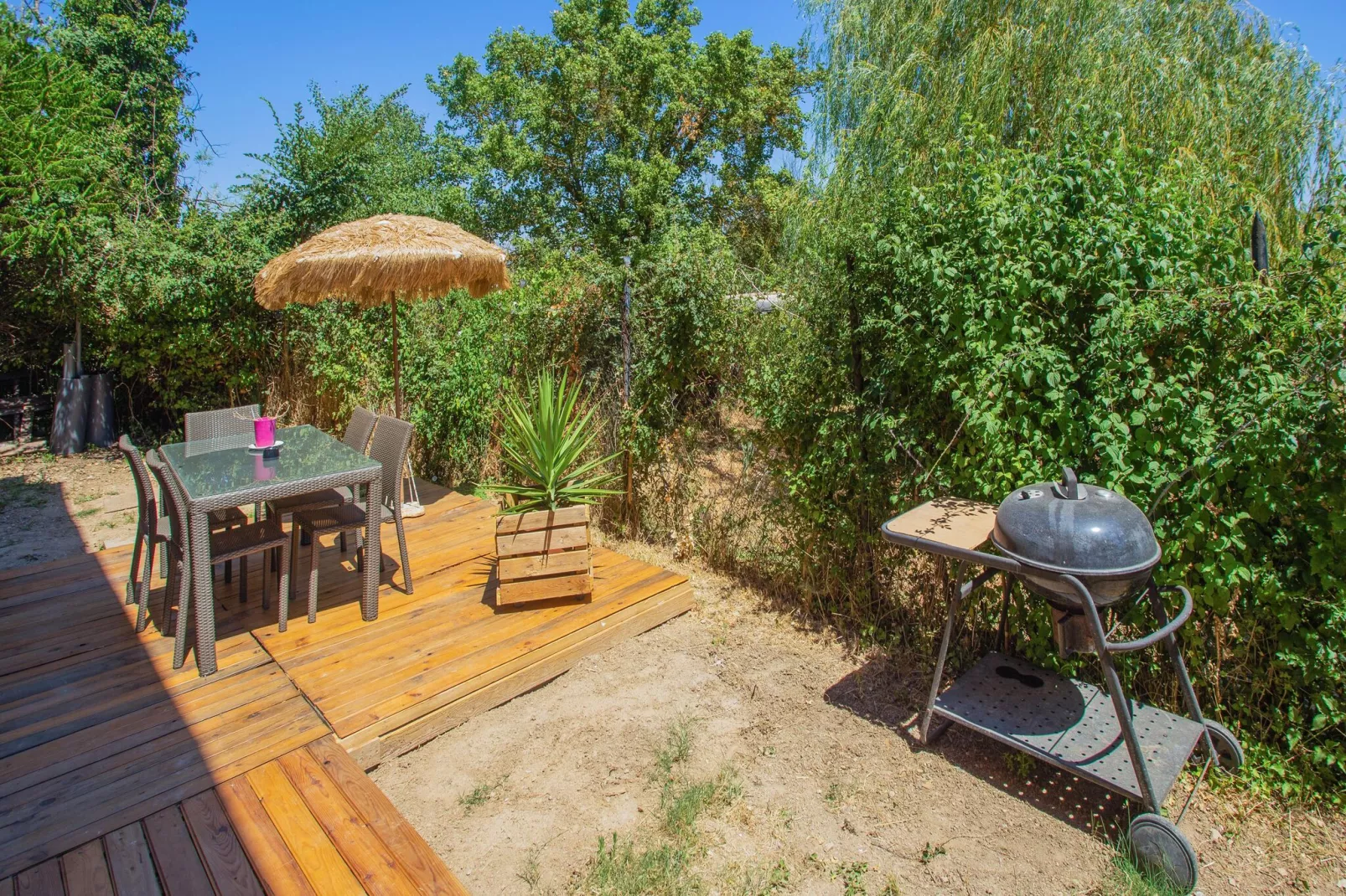 MAGALI HOUSE-Gardens summer