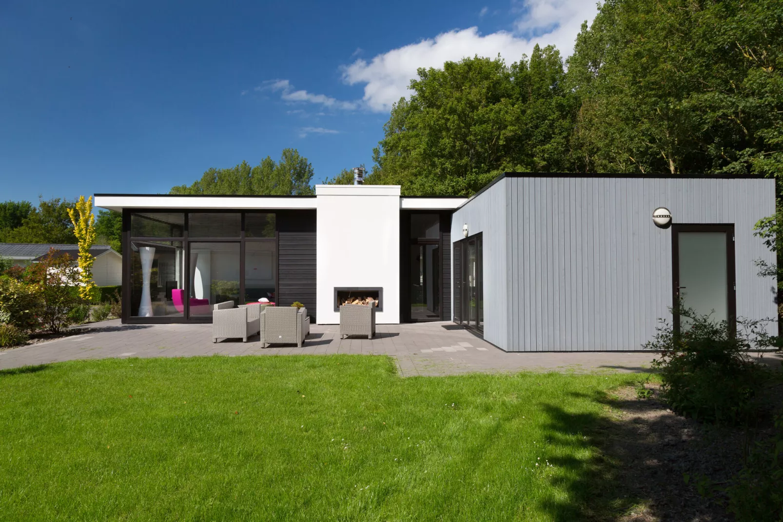 Vakantiepark Molengroet 6-Exterior summer