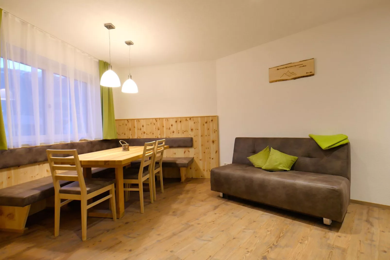 Zirben Heim-Living room