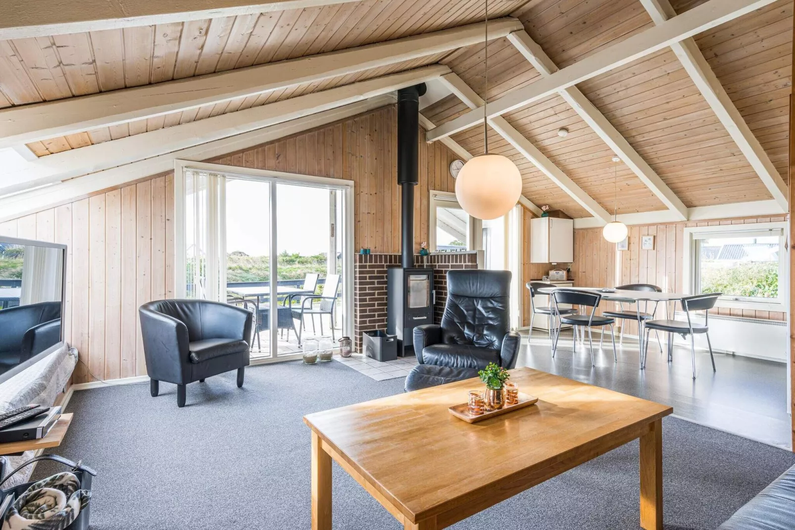 4 person holiday home in Hvide Sande-Indoor
