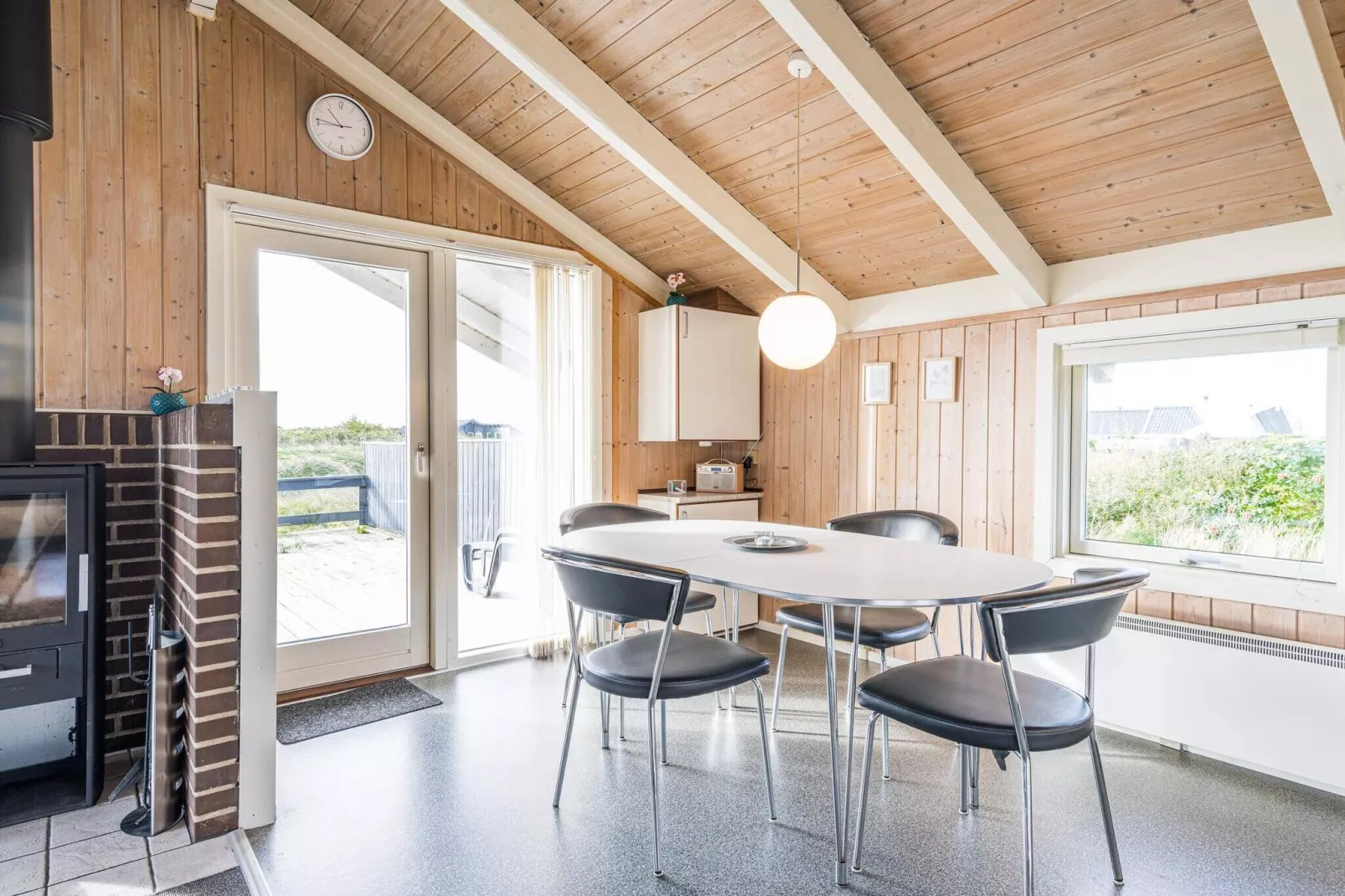 4 person holiday home in Hvide Sande-Indoor