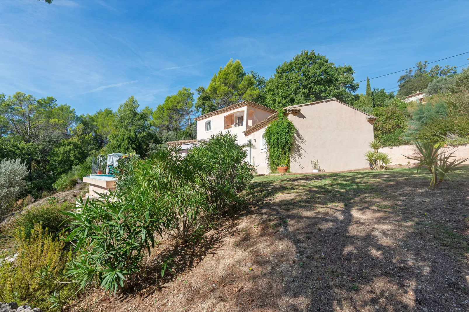 Villa Bargemon-Exterior summer