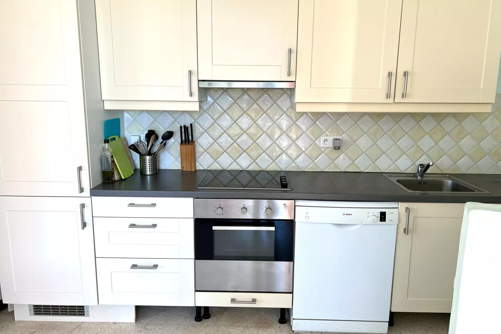 Domaine Anoutous Perry-Kitchen