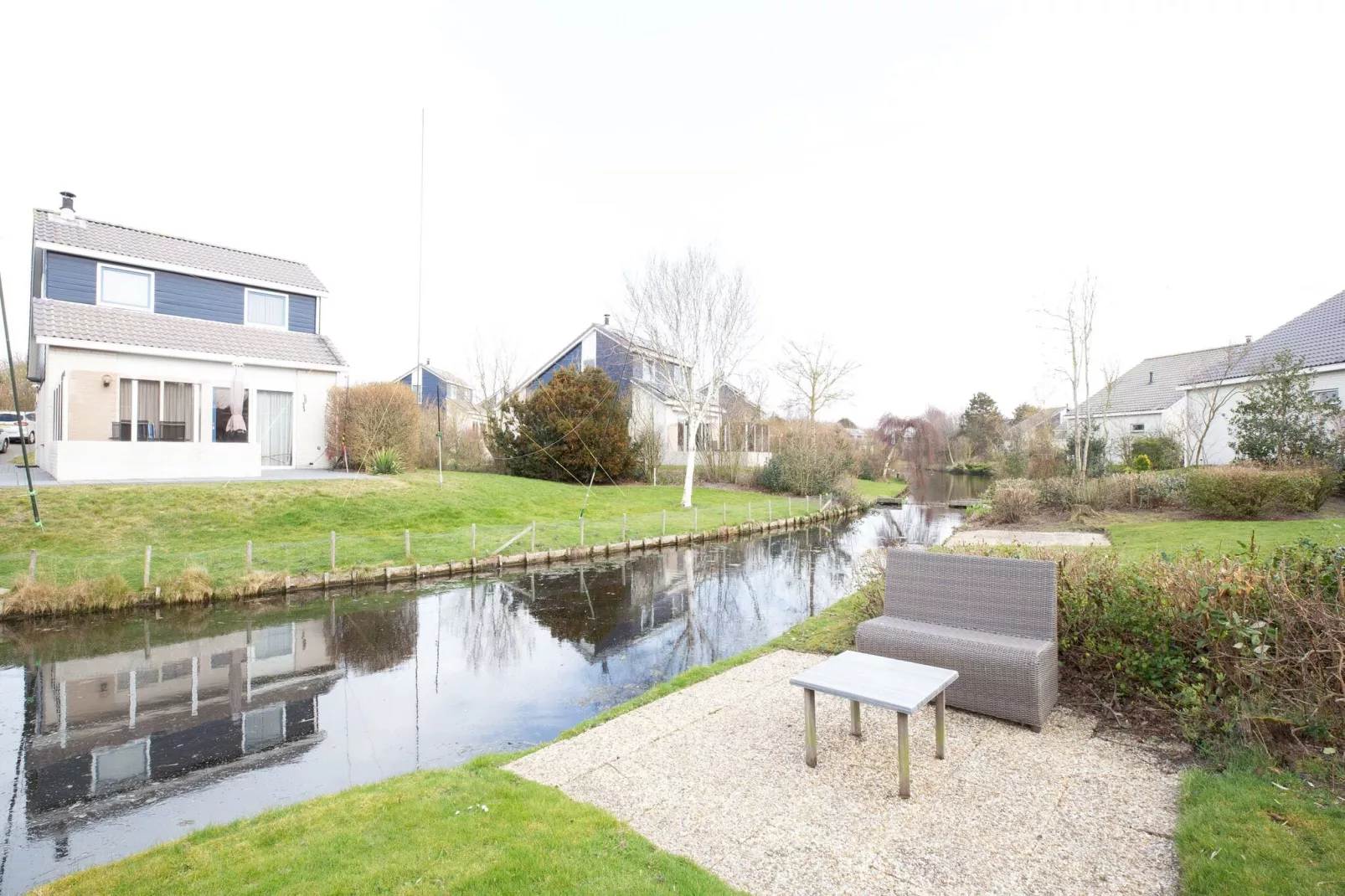 DE PETTEN-Gardens summer