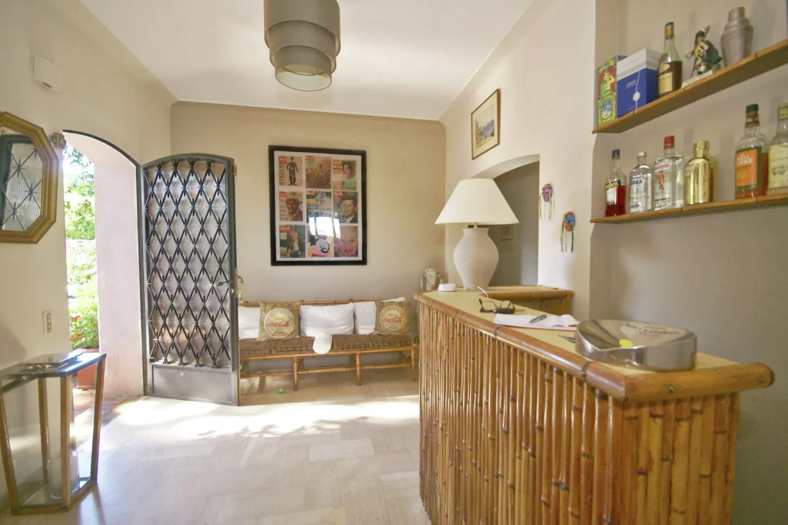 Villa Saint Tropez-Reception hall