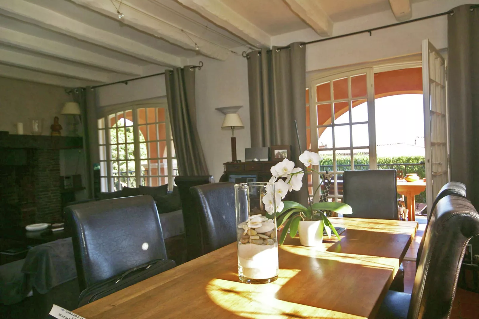 Villa Saint Tropez-Dining room