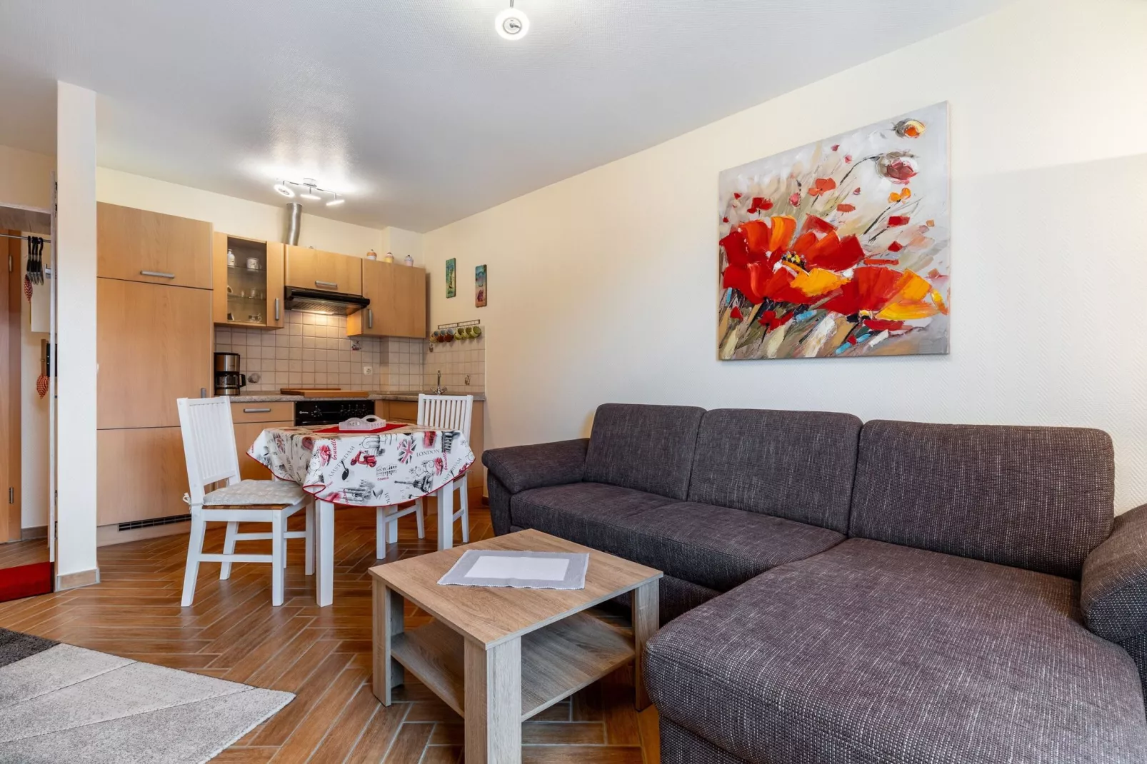 Laura-Living room