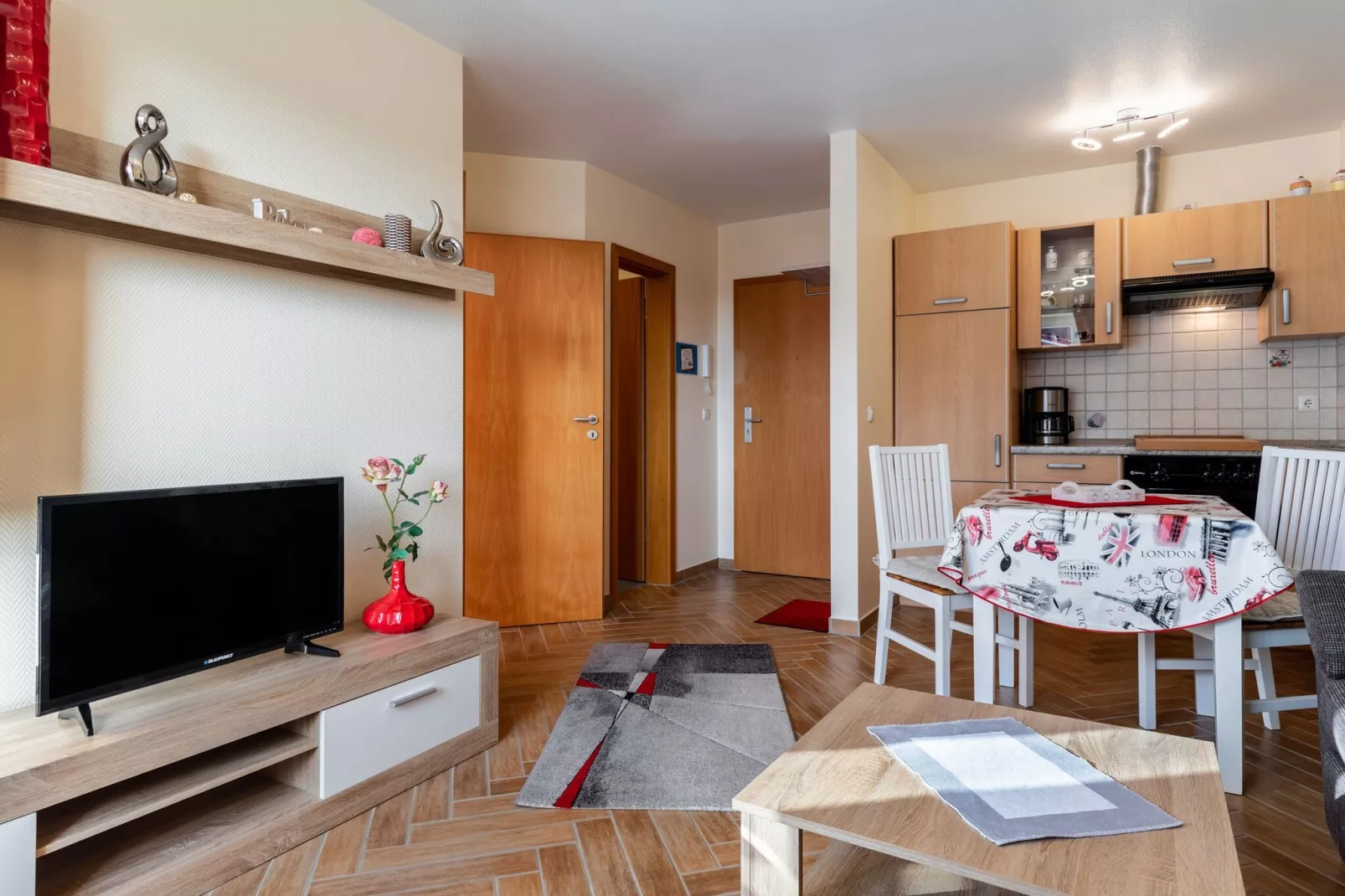 Laura-Living room