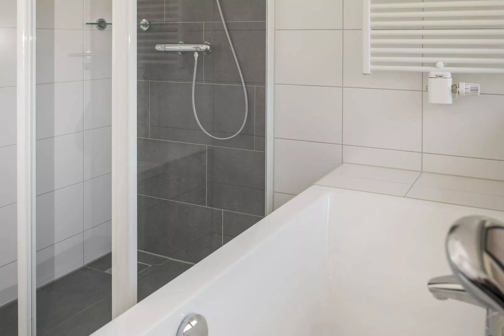 't Hoogelandt 1-Bathroom
