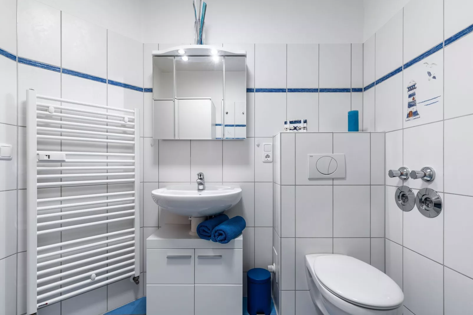Laura-Bathroom