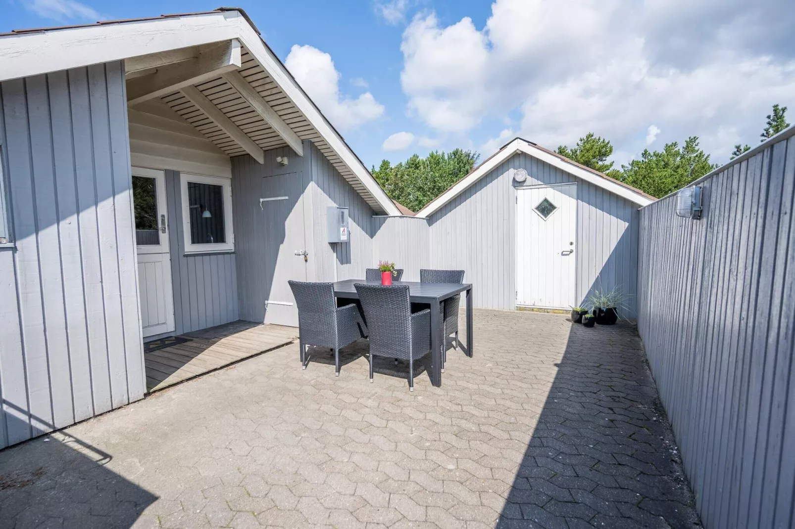 Charming Cottage Retreat-By Traum-Outdoor