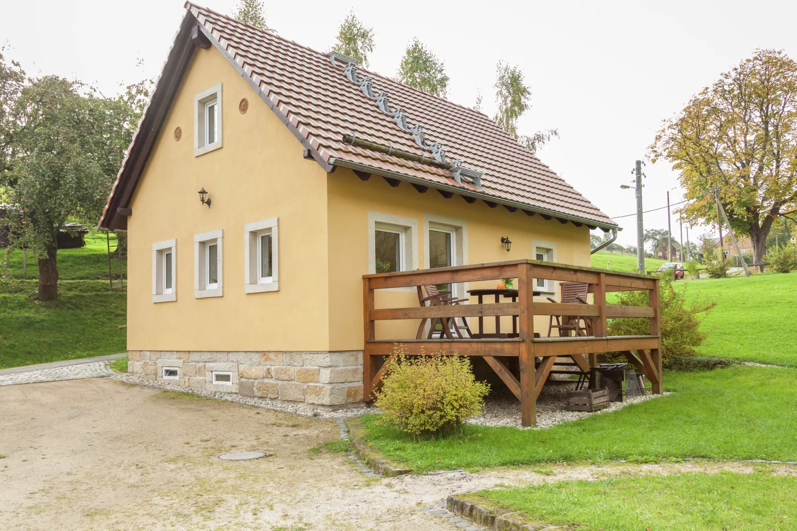 Hohnstein-Exterior summer