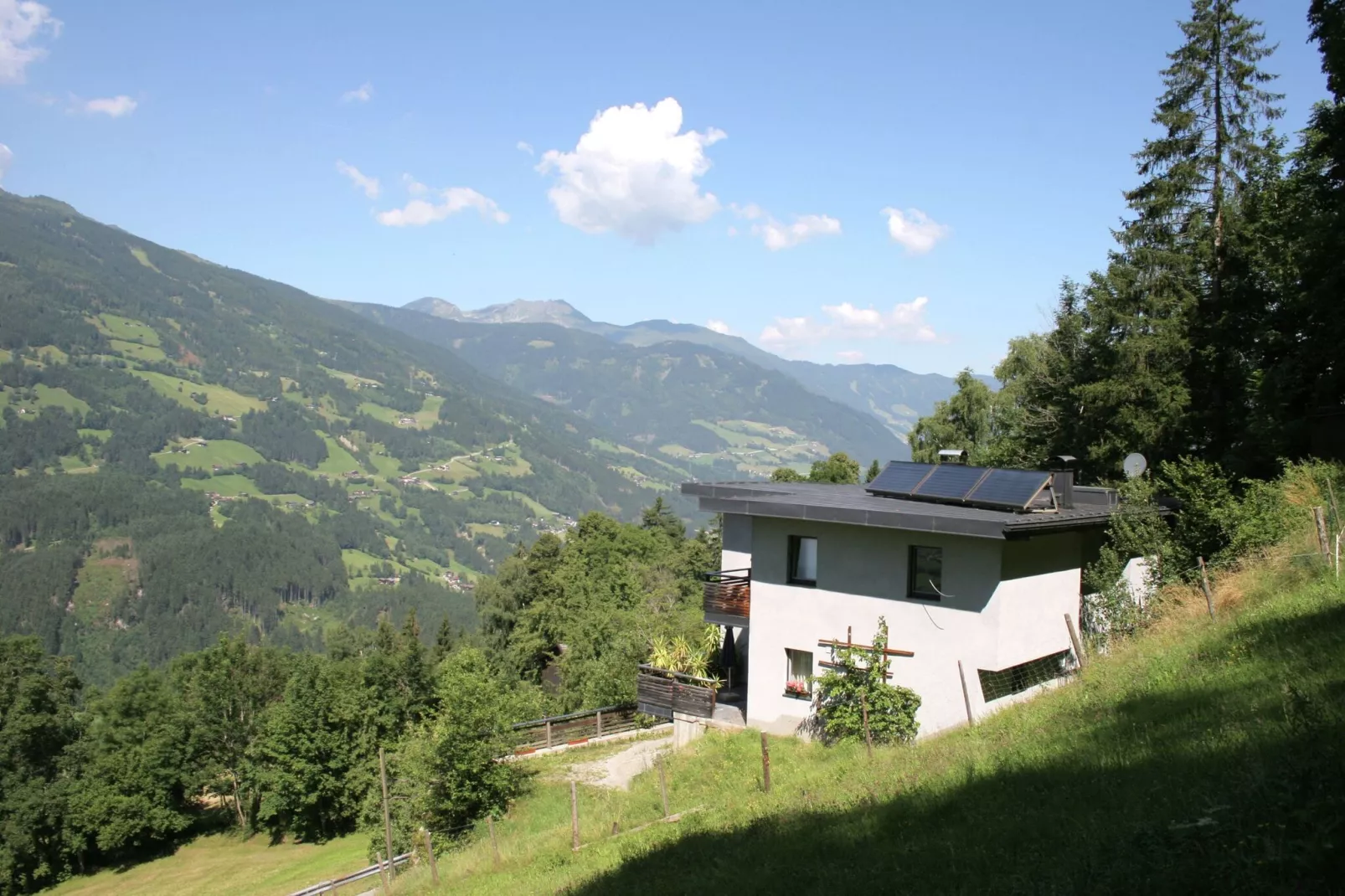 Hollaus 1-Exterior summer
