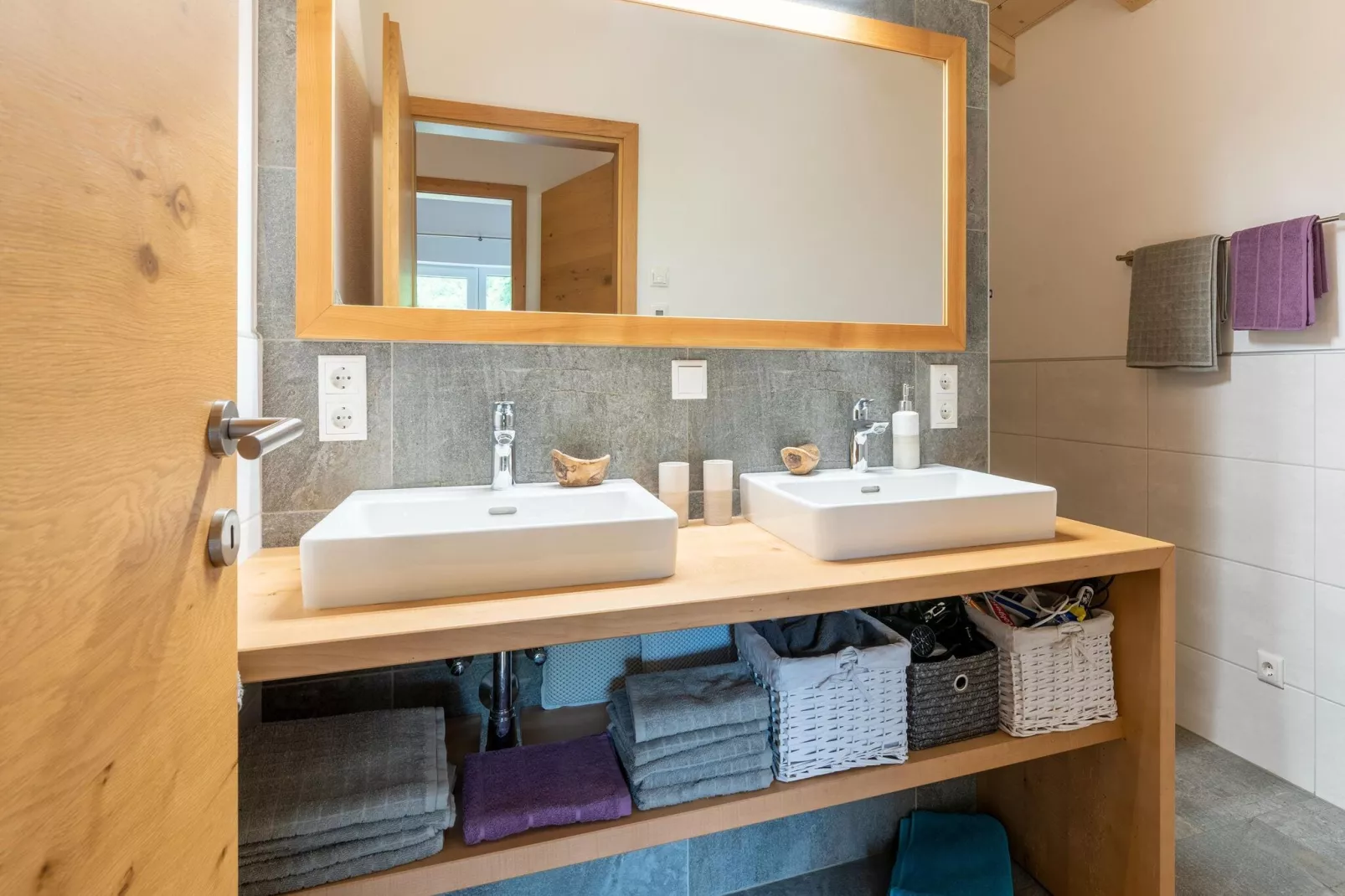 Apartment Bernd Gassner-Bathroom