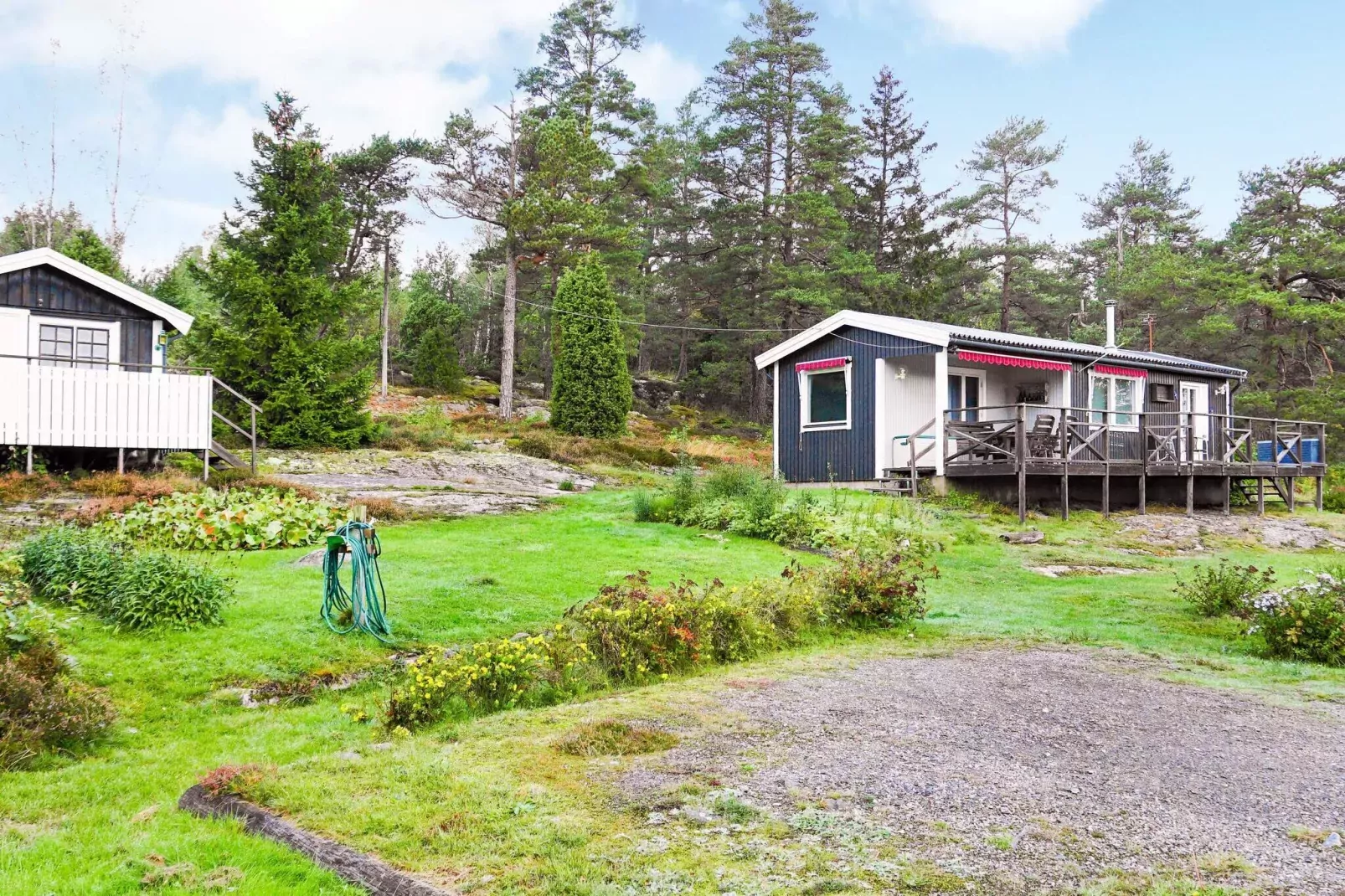 6 person holiday home in HENÅN
