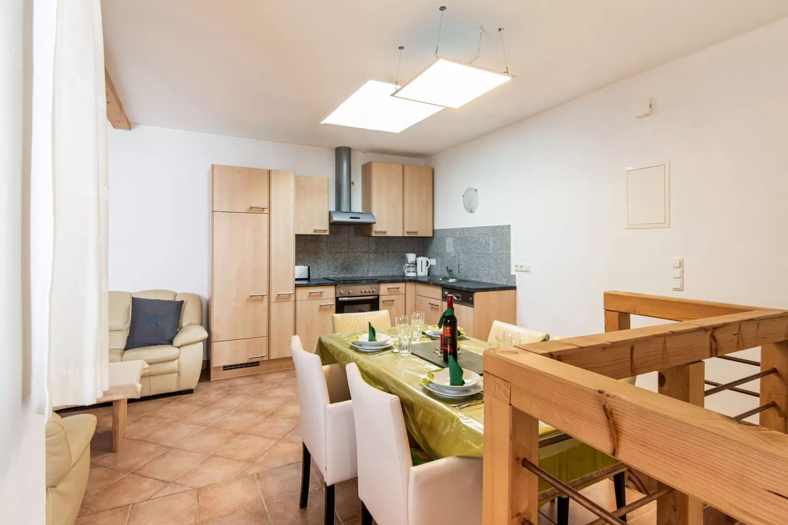 Hollaus 1-Dining room