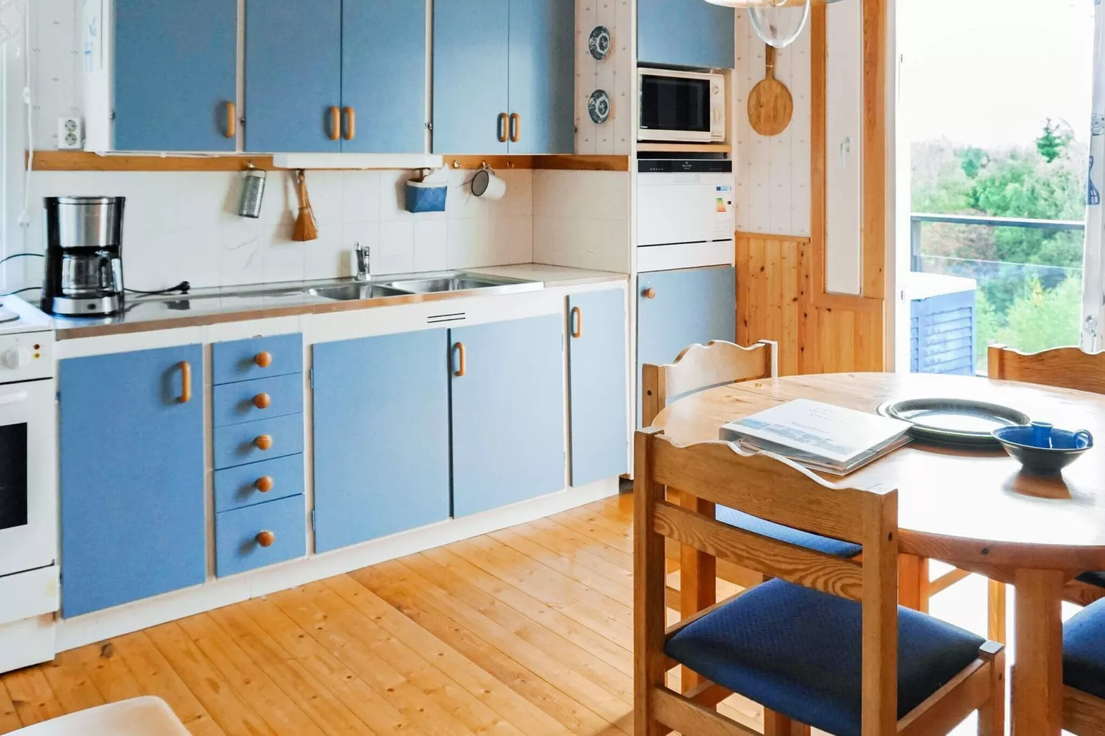 6 person holiday home in HENÅN-Indoor
