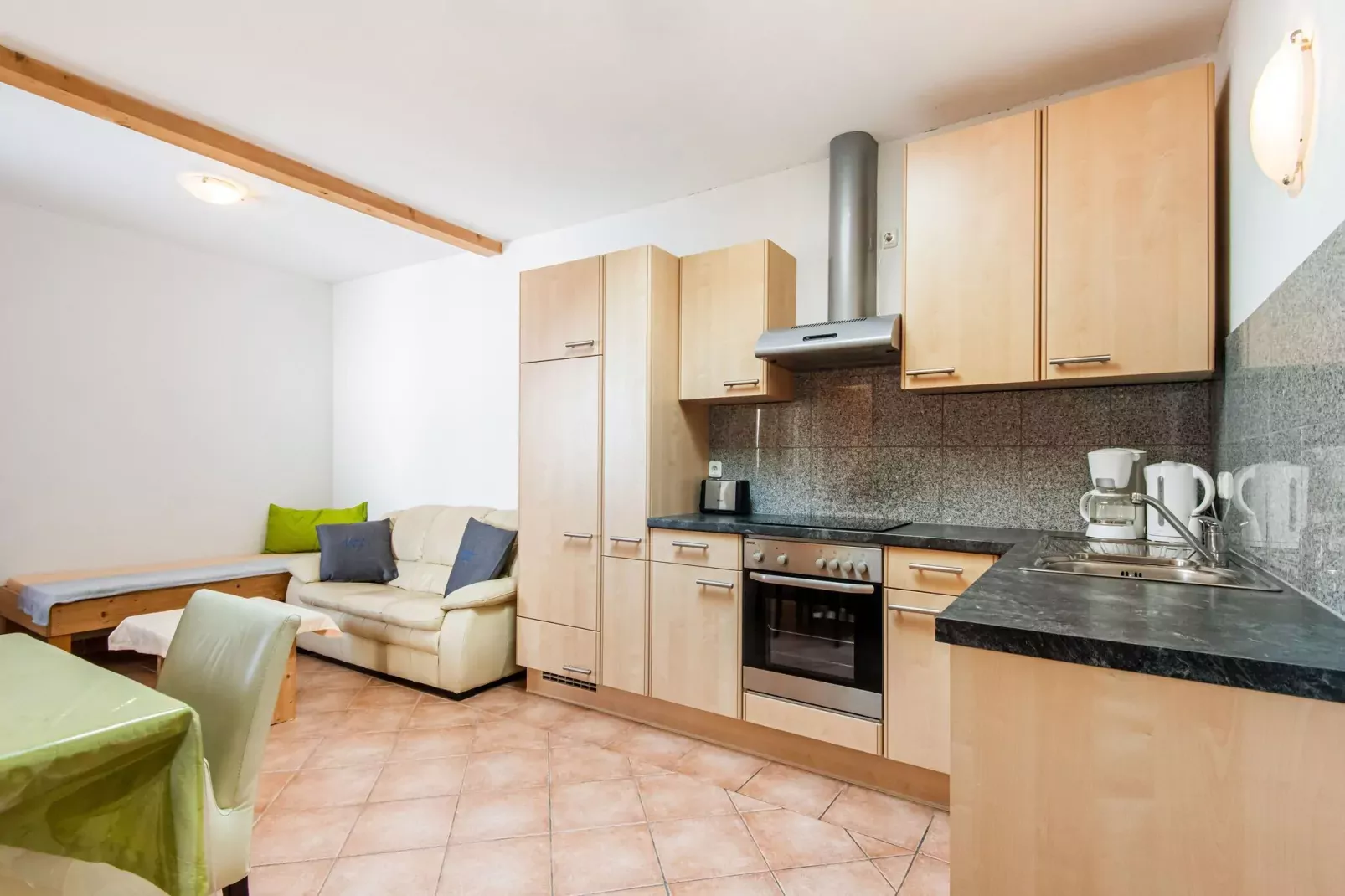 Hollaus 1-Kitchen