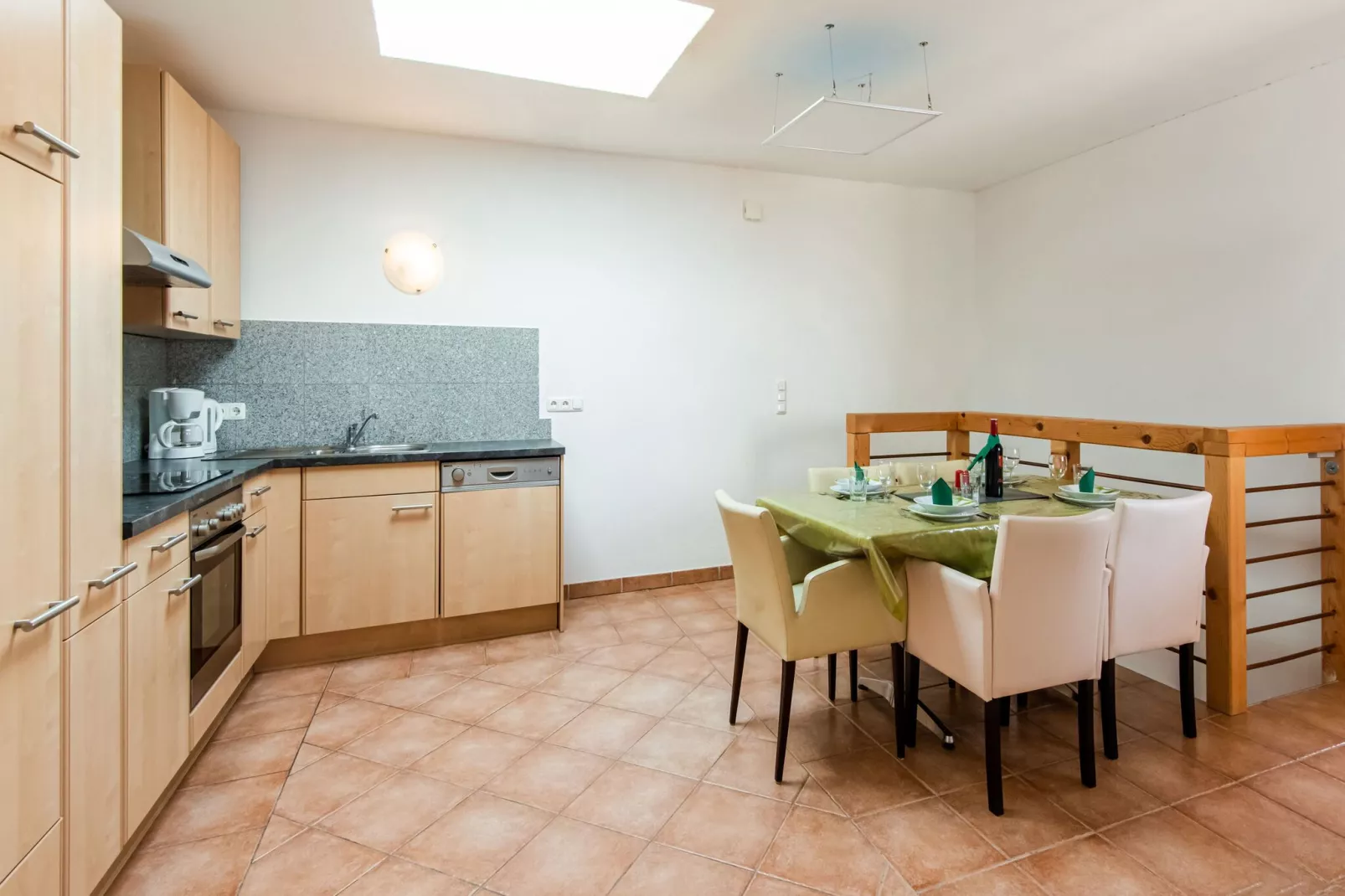Hollaus 1-Kitchen