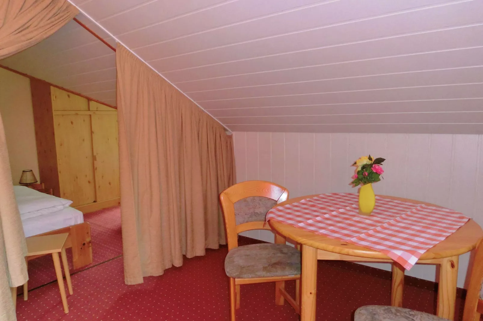 Fuchsberg-Bedroom