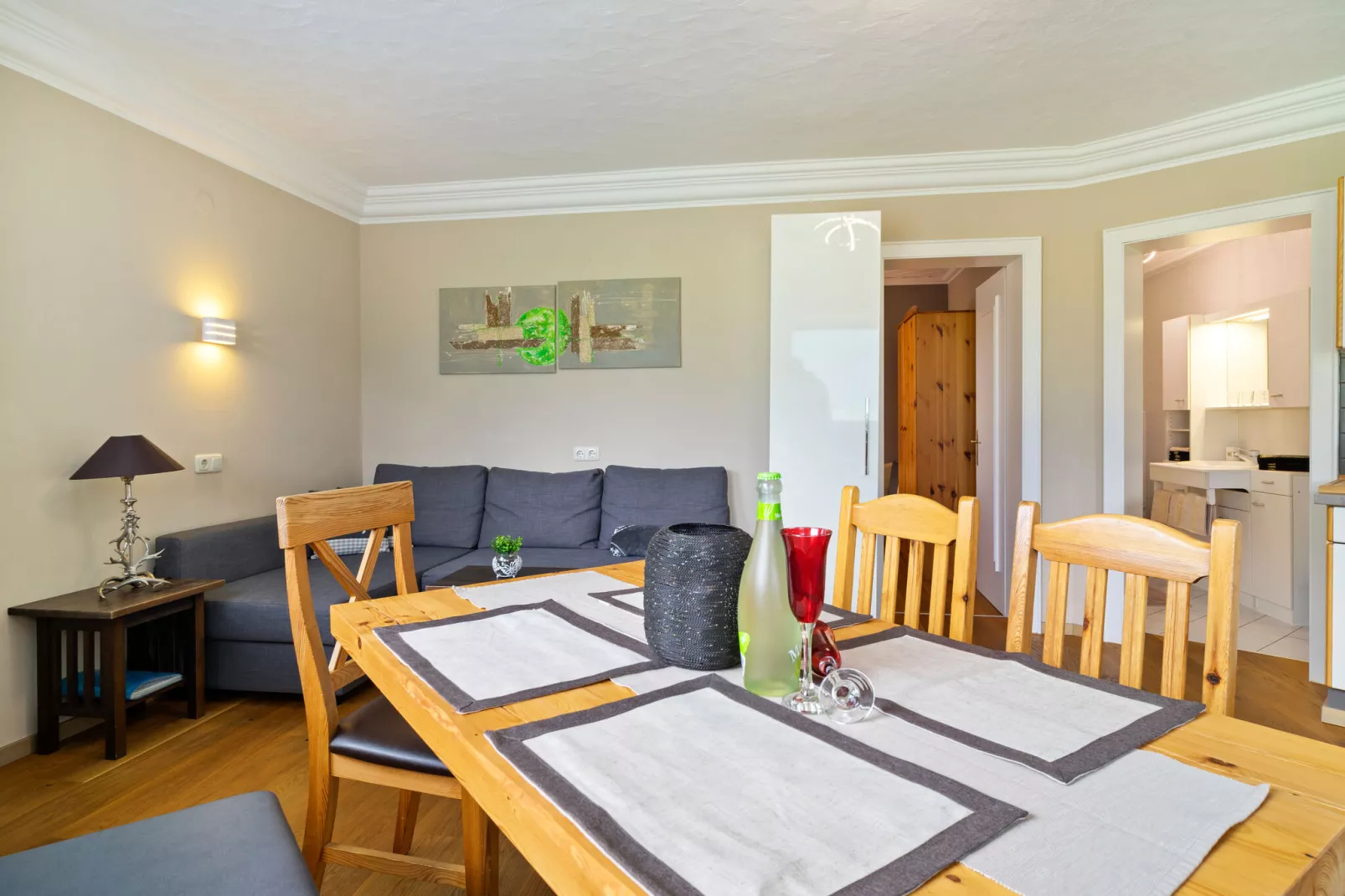 Bianca-Dining room