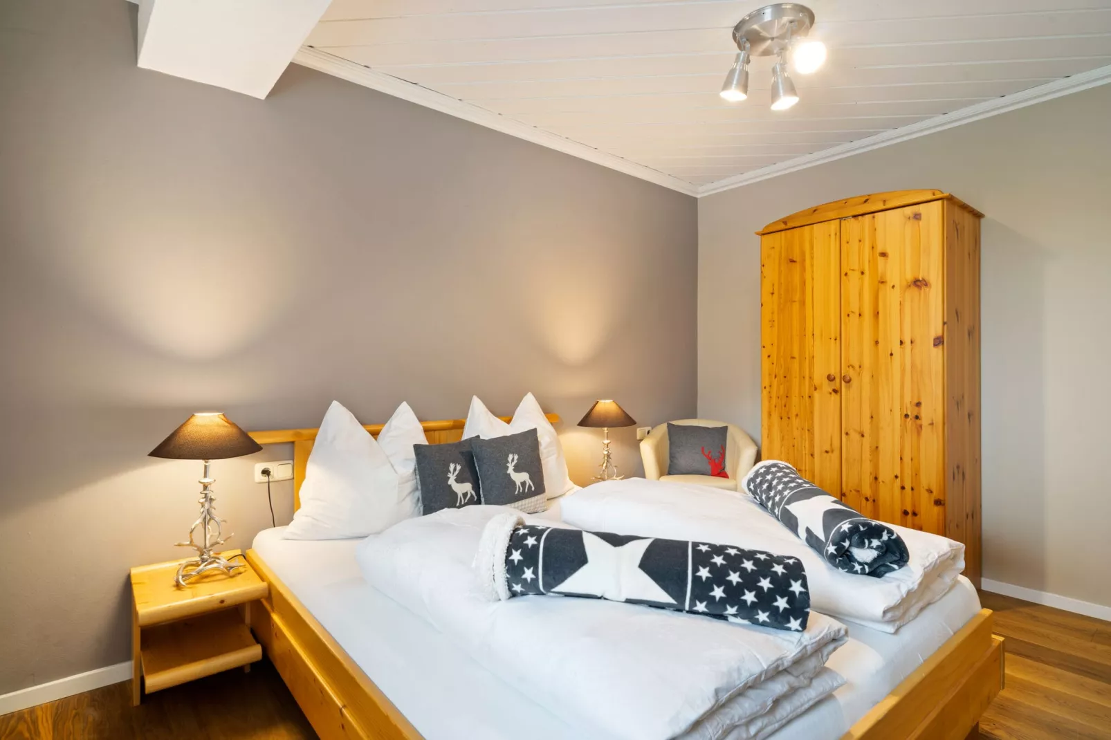 Bianca-Bedroom