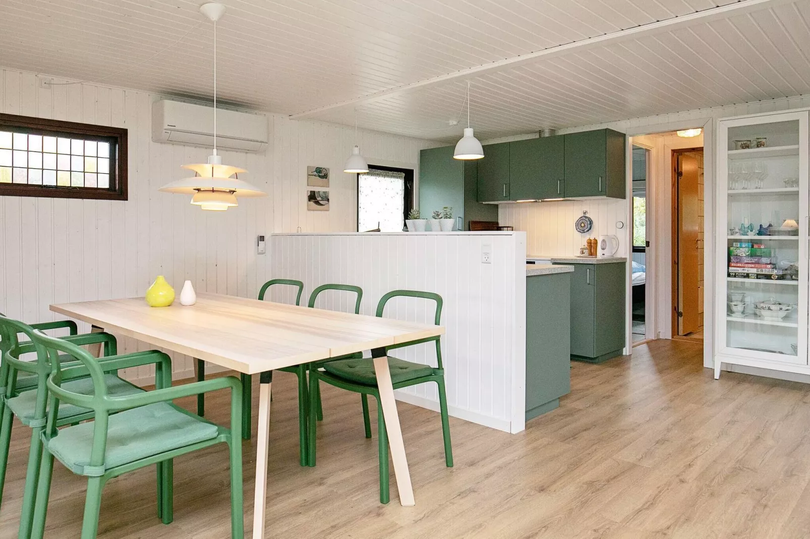 Modernes Refugium in Klitgards-By Traum-Innen
