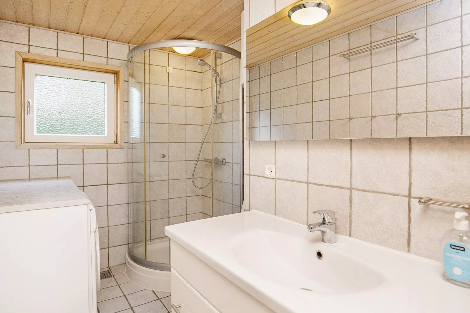 Modernes Refugium in Klitgards-By Traum-Innen