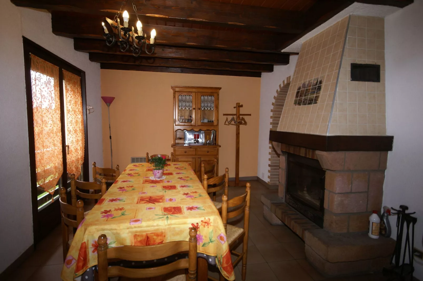 Les Chalets du Neune 13-Dining room