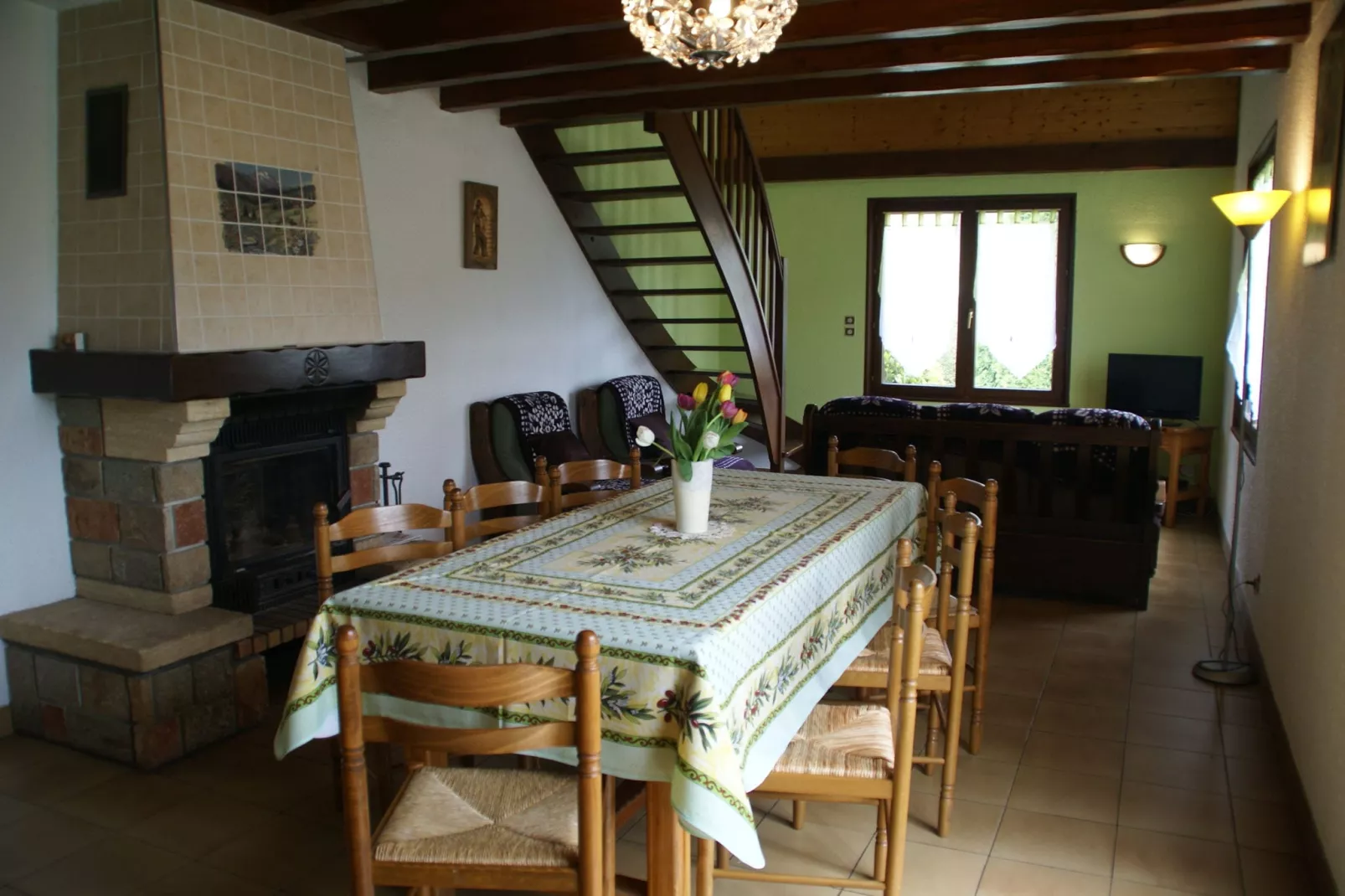 Chalet du Neune 11-Dining room