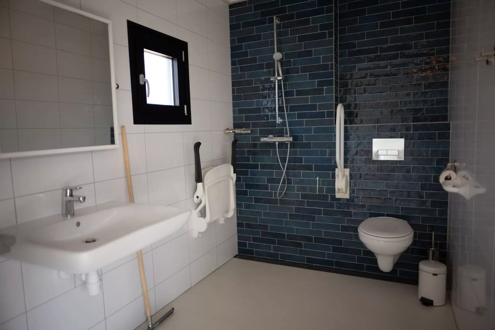 Sea Lodges Zandvoort 1-Bathroom