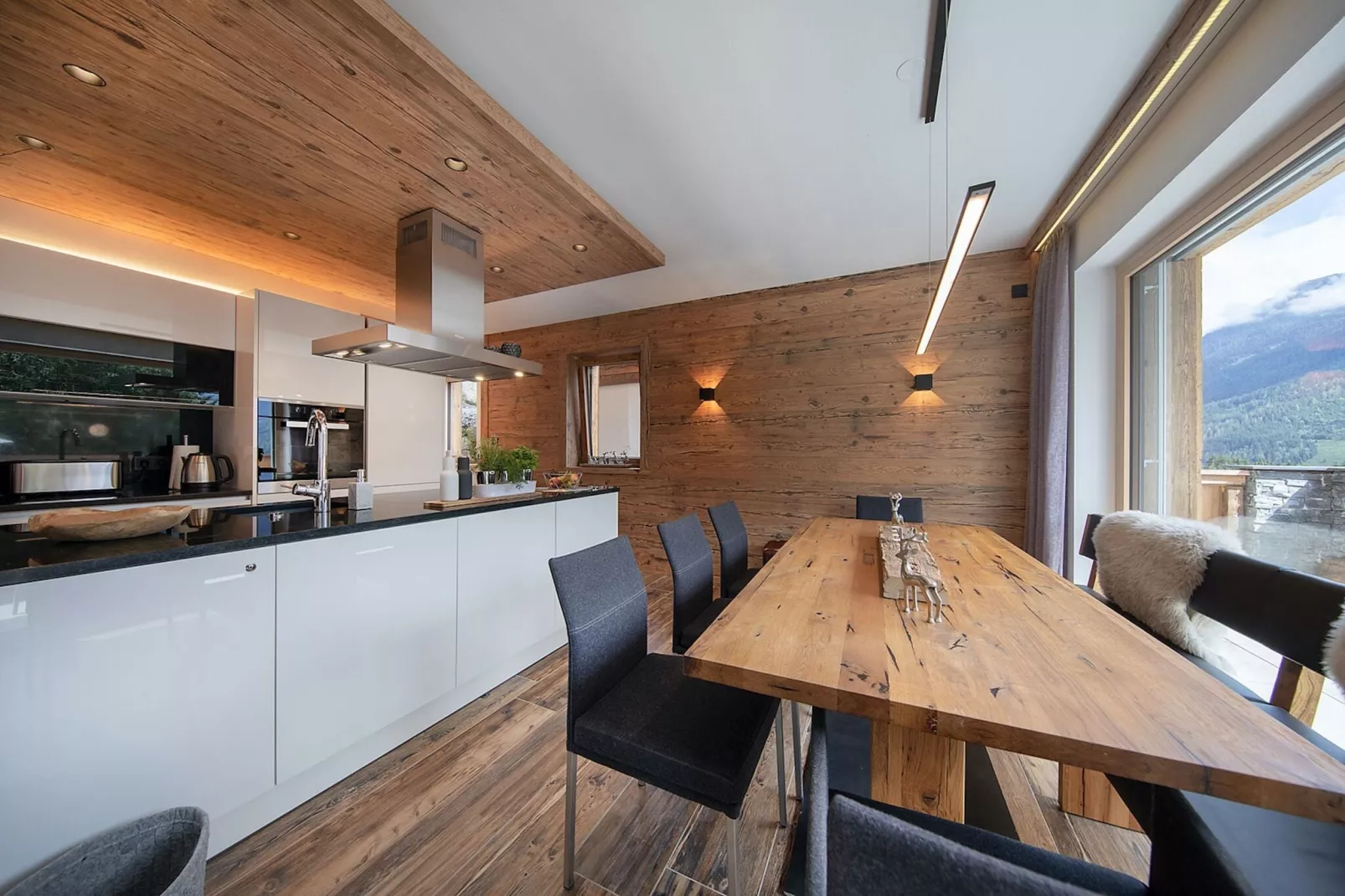 Nationalpark Chalet Lasörling-Kitchen