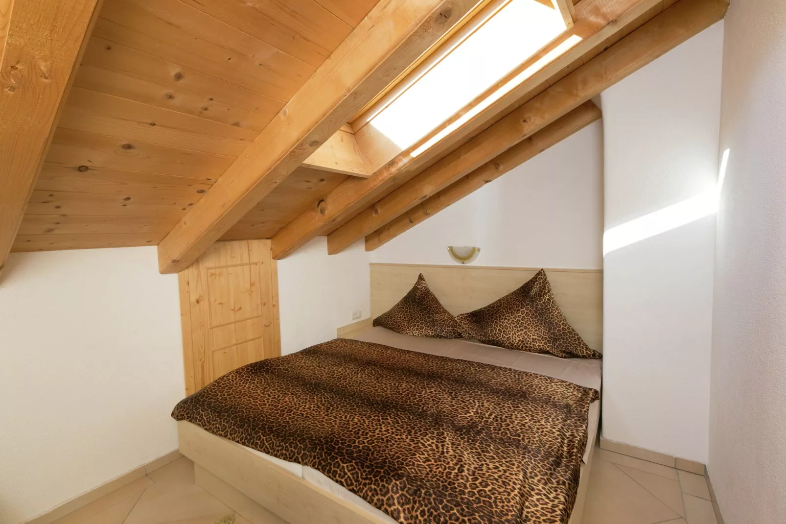 Lanthaler-Bedroom