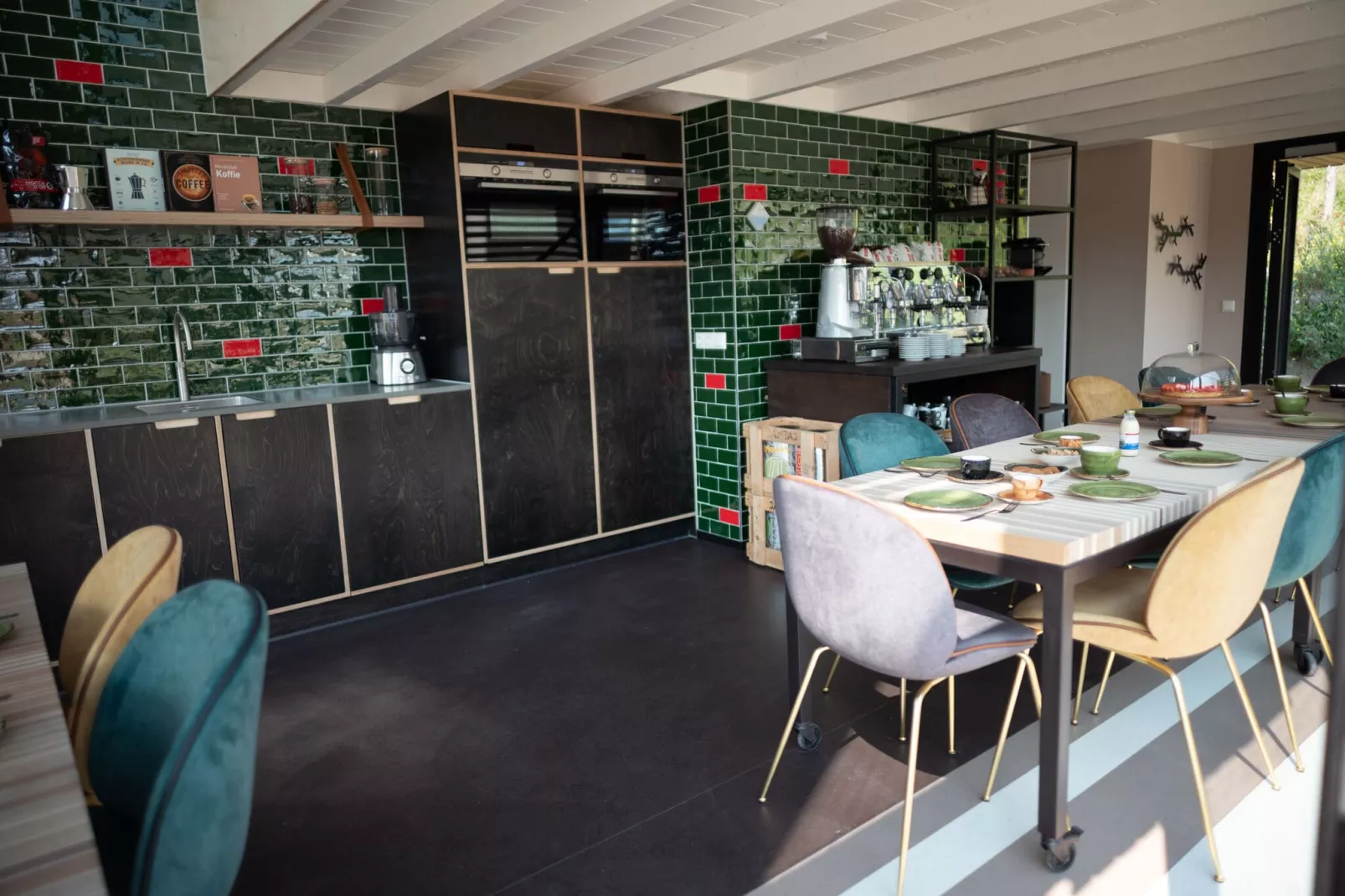 Sea Lodges Zandvoort 11-Dining room