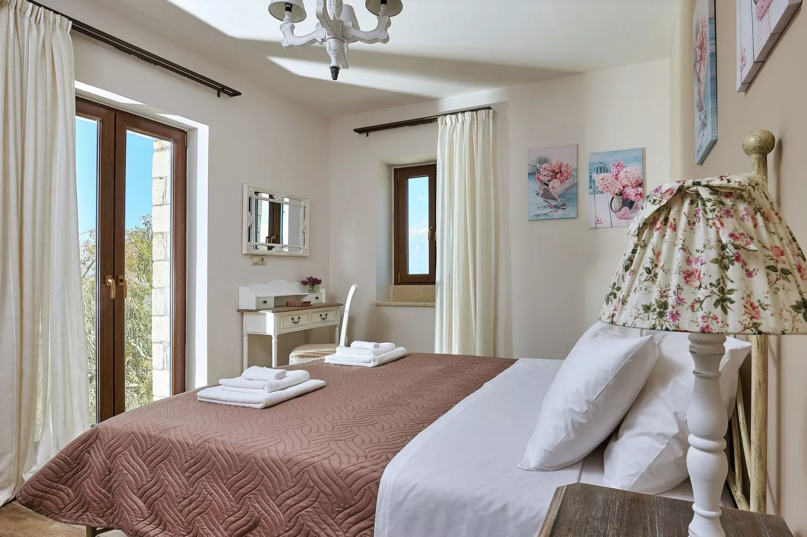 Orelia Cretan Villa 2 persons-Chambre