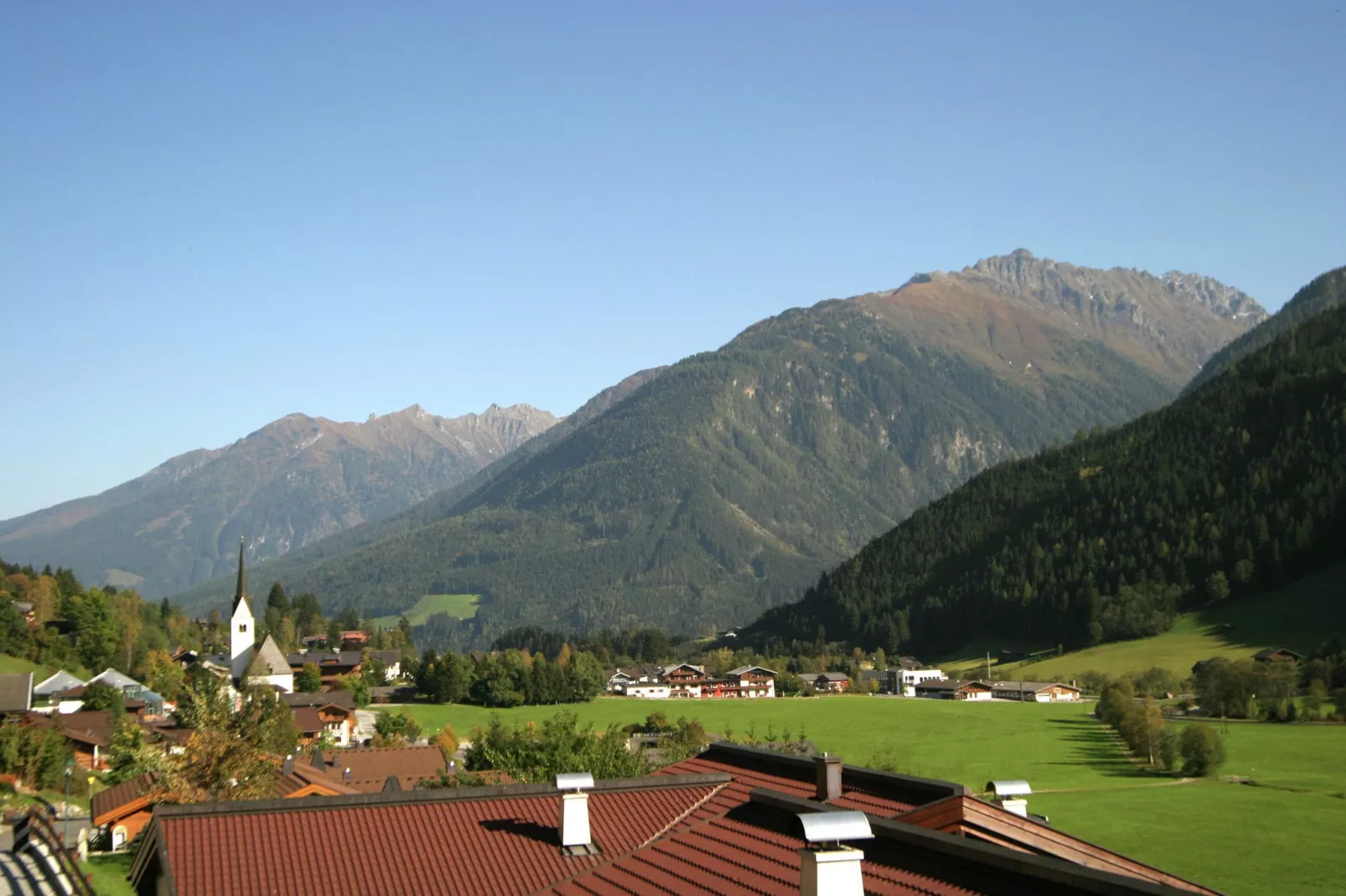 Chalets im Wald-Areas within 1km in summer