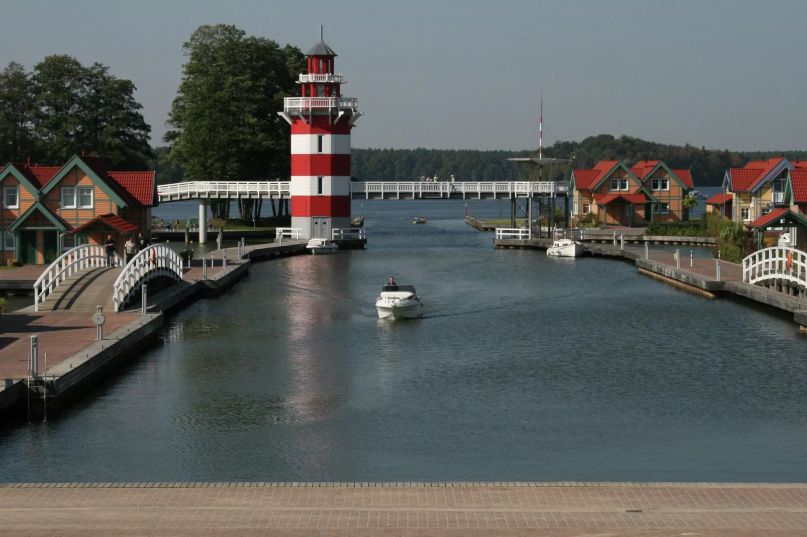 Hafendorf Rheinsberg 1-Areas summer 1km