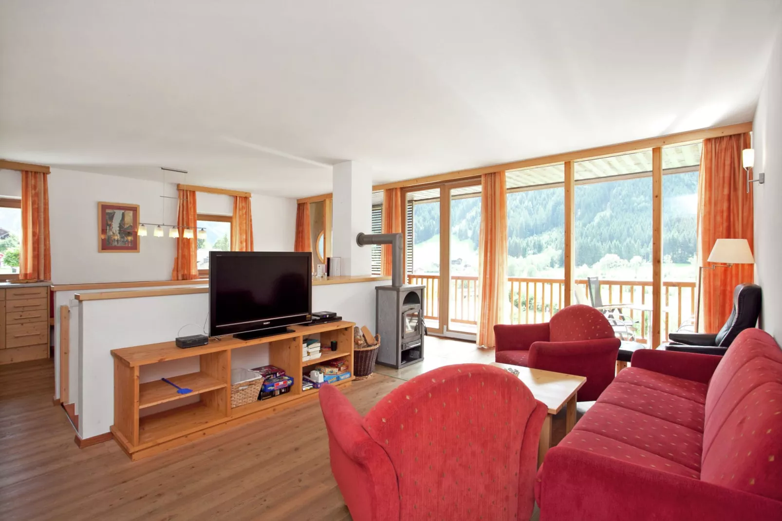 Maisonnette im Wald-Living room