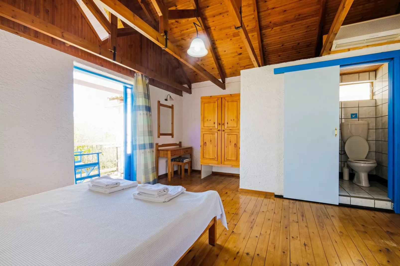 Olive Tree Cottage No 3-Bedroom
