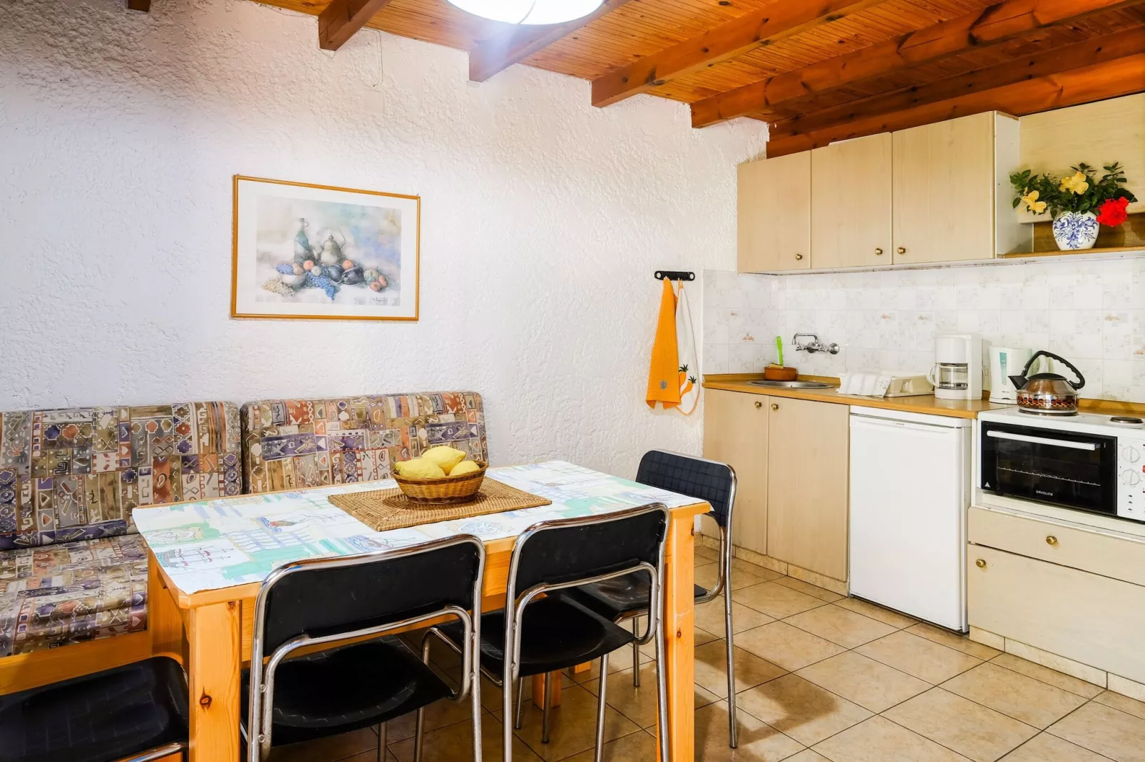 Olive Tree Cottage No 2-Kitchen