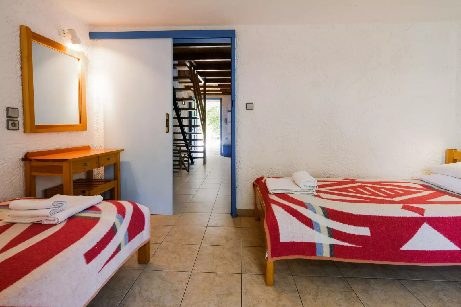 Olive Tree Cottage No 2-Bedroom