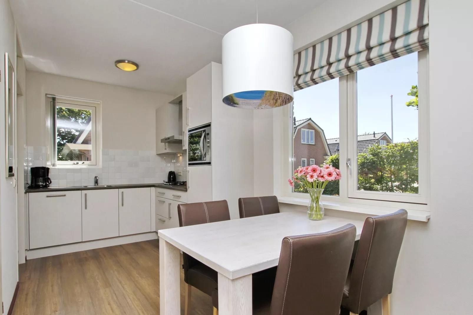 Vakantiepark Duinrust 1-Dining room