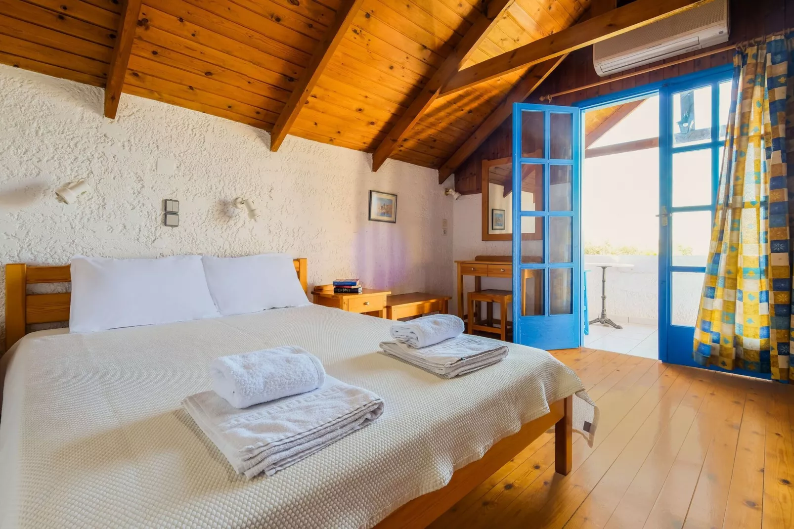 Olive Tree Cottage No 2-Bedroom