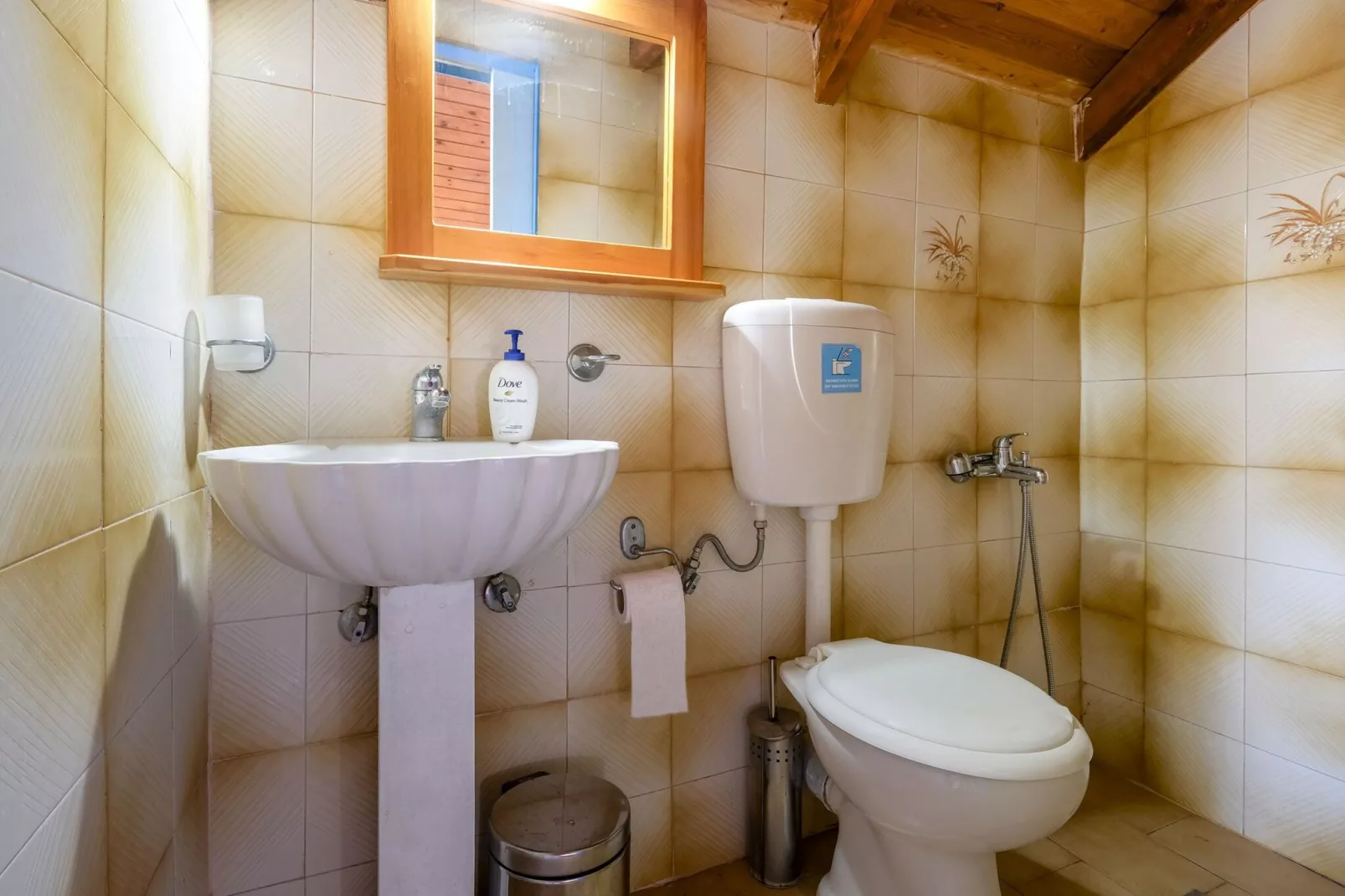 Olive Tree Cottage No 2-Bathroom