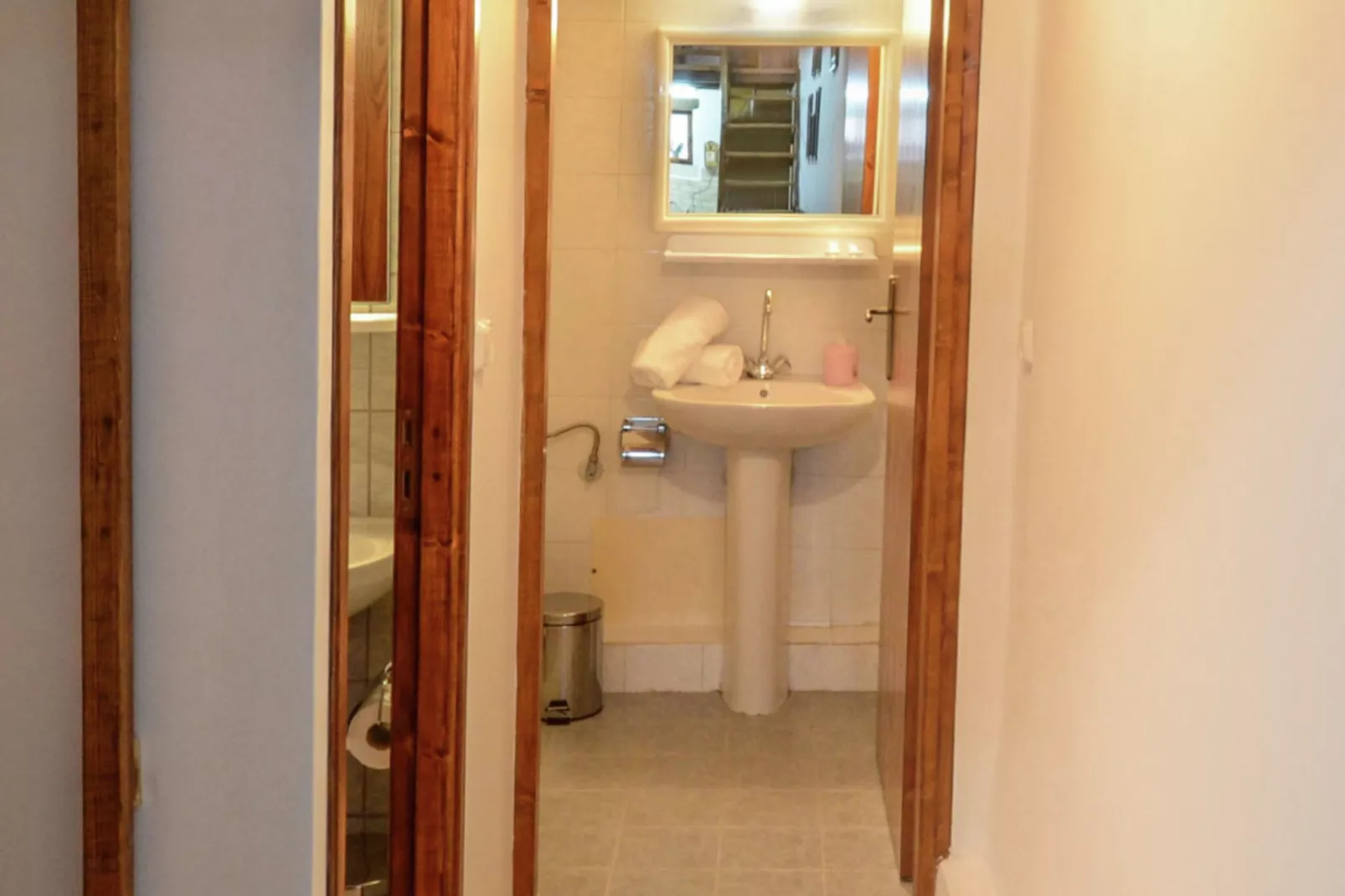 Villa Roula-Bathroom